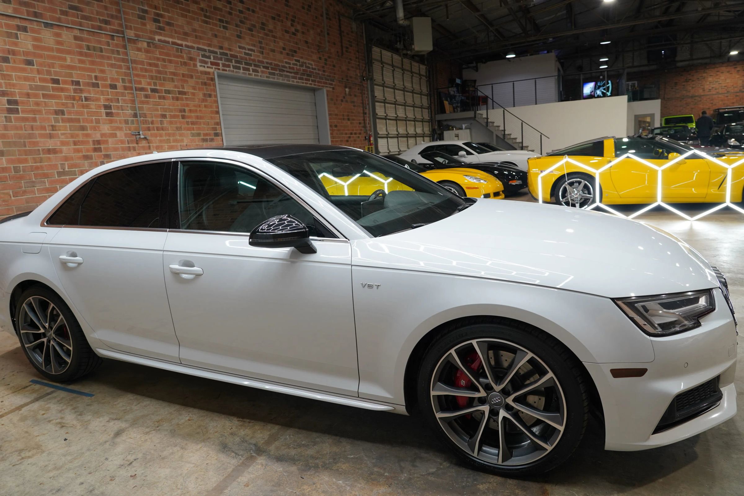 Used 2018 Audi S4 Premium Plus w/ Navigation Package image 2