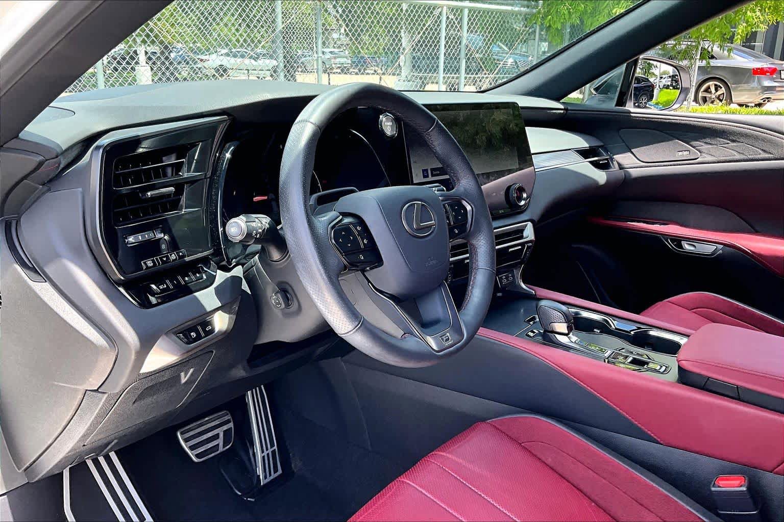 Used 2023 Lexus RX 500h F Sport AWD/4WD image 15