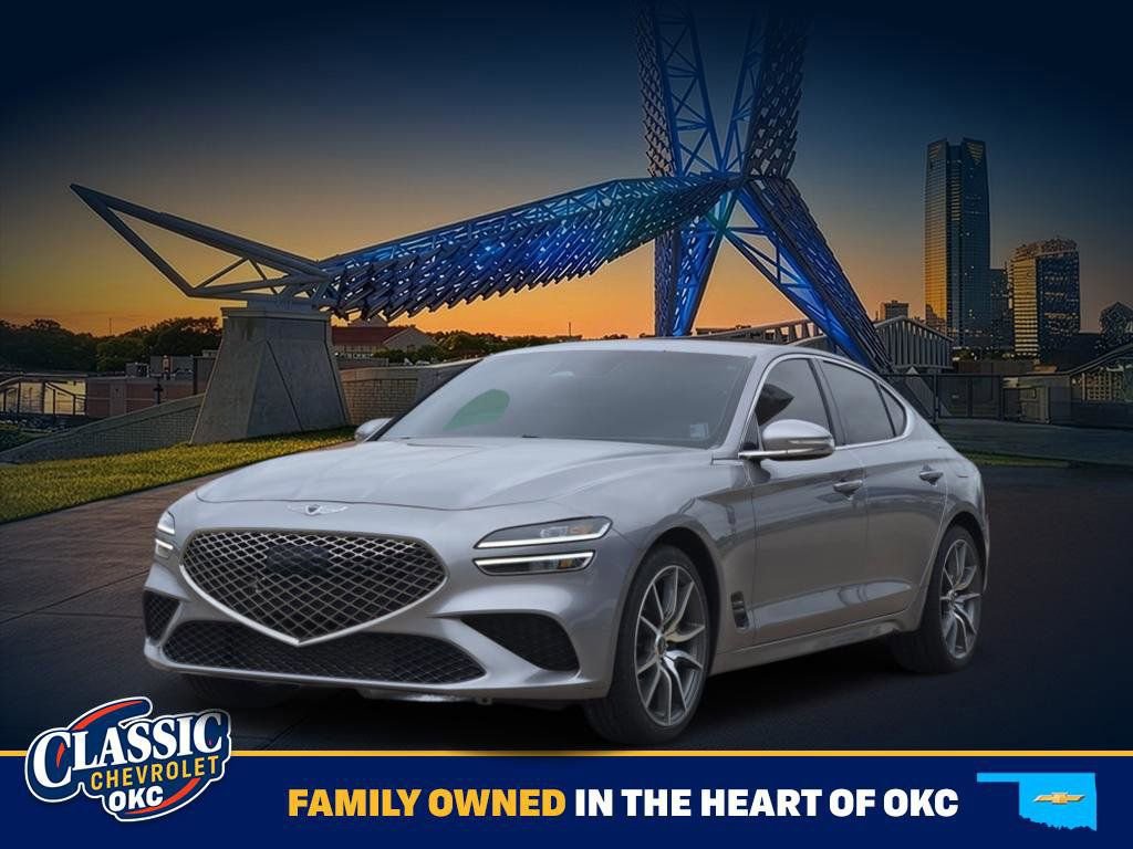 Used 2022 Genesis G70 3.3T RWD image 3