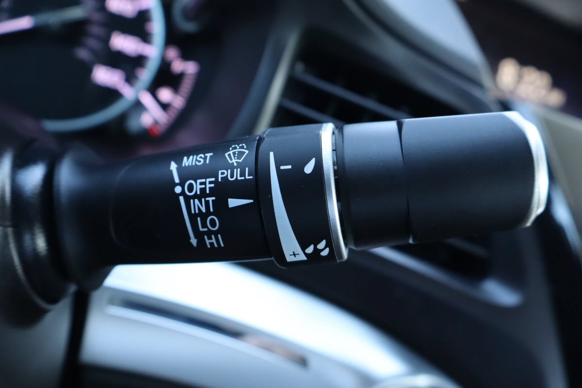 Used 2020 Acura ILX w/ Premium Package FWD image 33