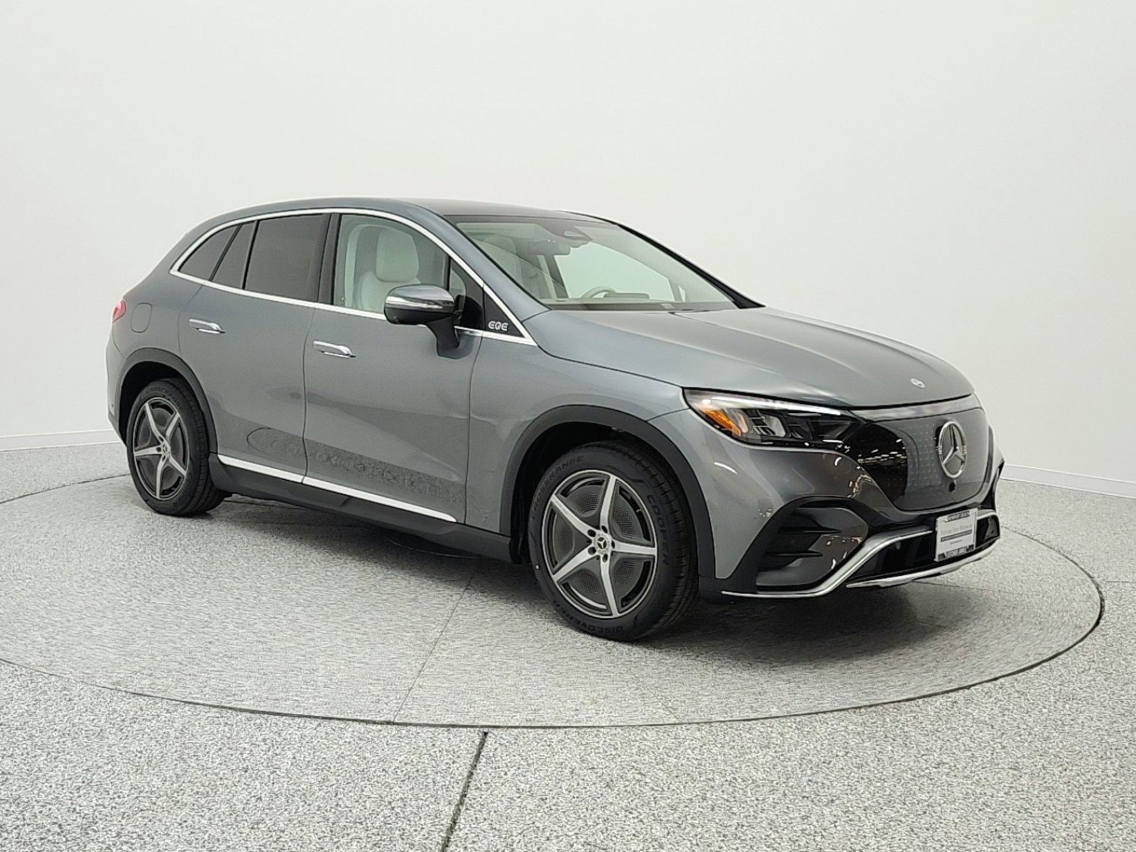 Used 2023 Mercedes-Benz EQE 350+ SUV image 3