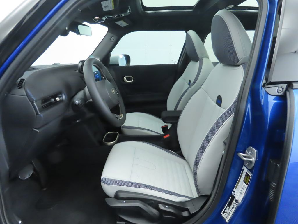 Used 2026 MINI Cooper 4-Door Hardtop image 21