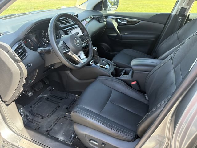 Used 2018 Nissan Rogue Sport SL FWD image 11