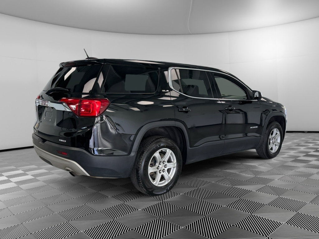 Used 2017 GMC Acadia SLE image 8