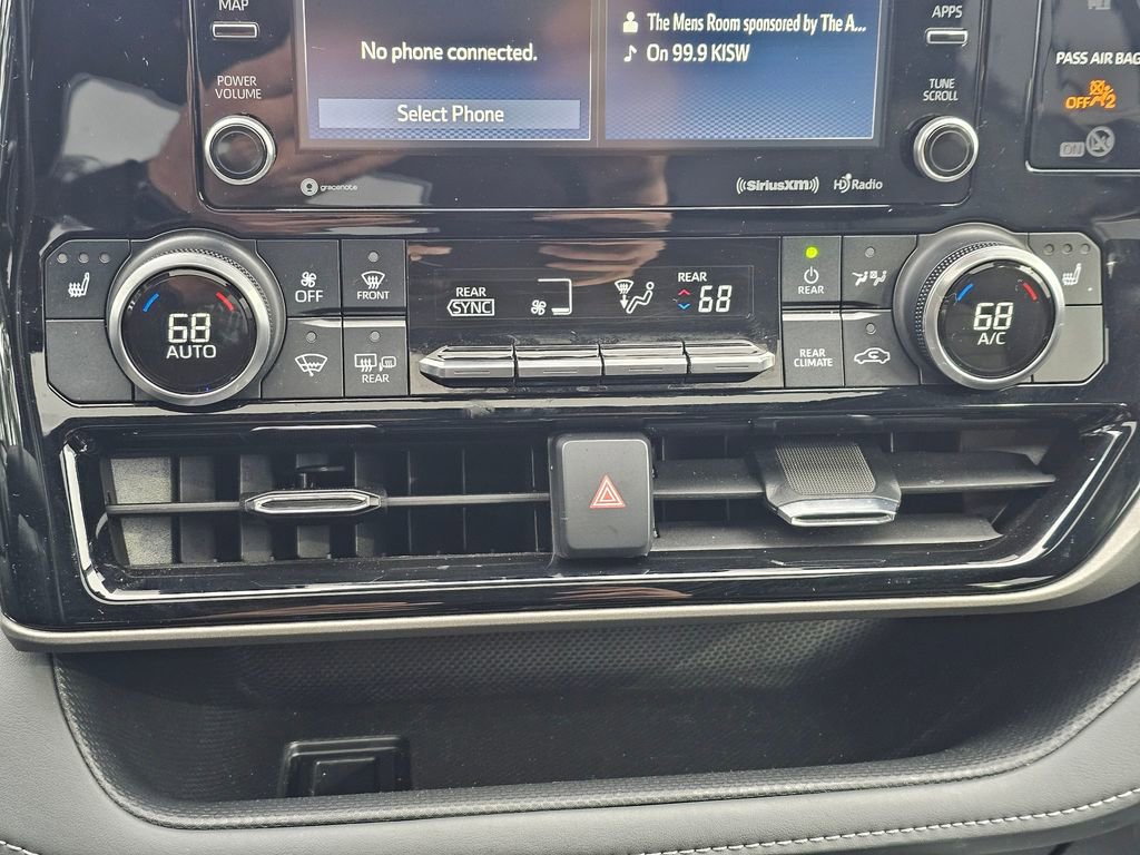 Used 2022 Toyota Highlander XLE image 72