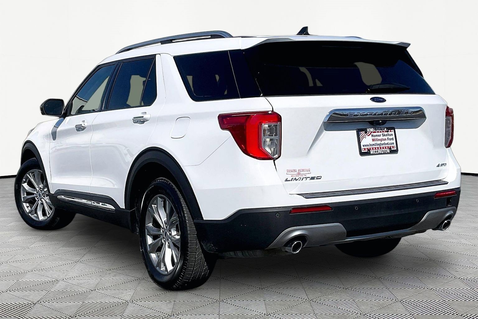 Used 2023 Ford Explorer Limited image 10