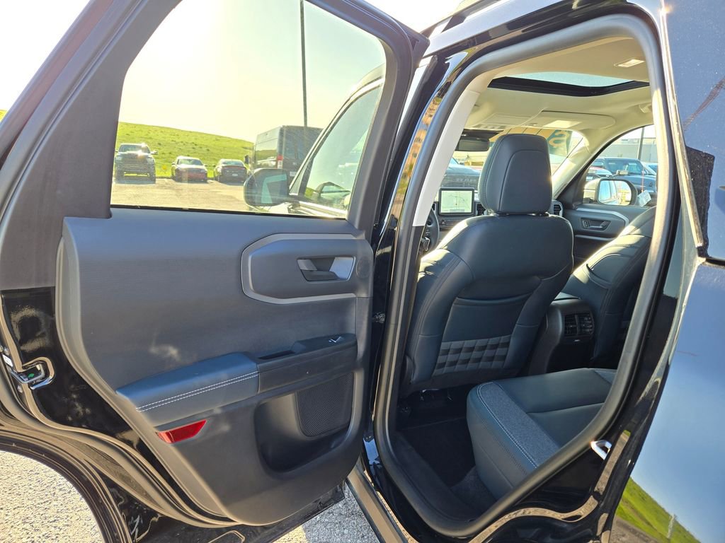 Used 2024 Ford Bronco Sport Outer Banks w/ Tech Package image 28