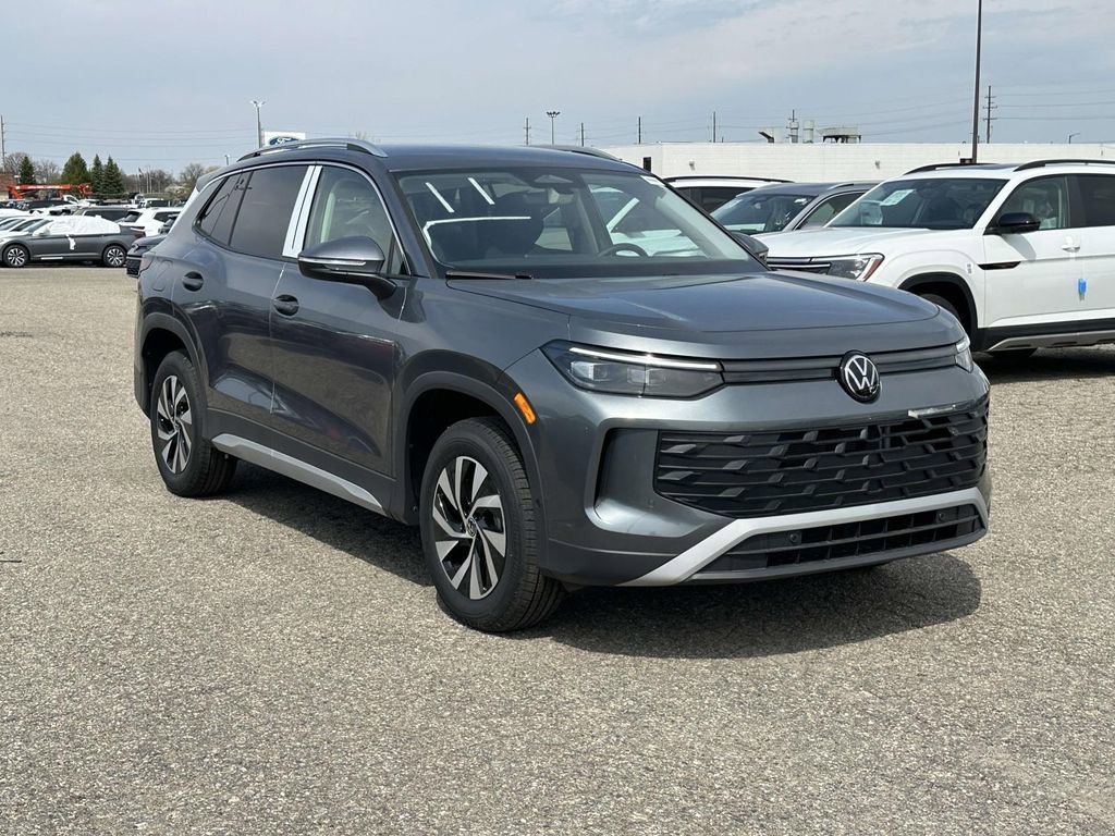 New 2026 Volkswagen Tiguan S AWD/4WD image 6