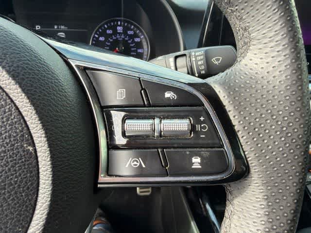Used 2023 Kia Forte GT-Line w/ GT-Line Technology Package FWD image 17
