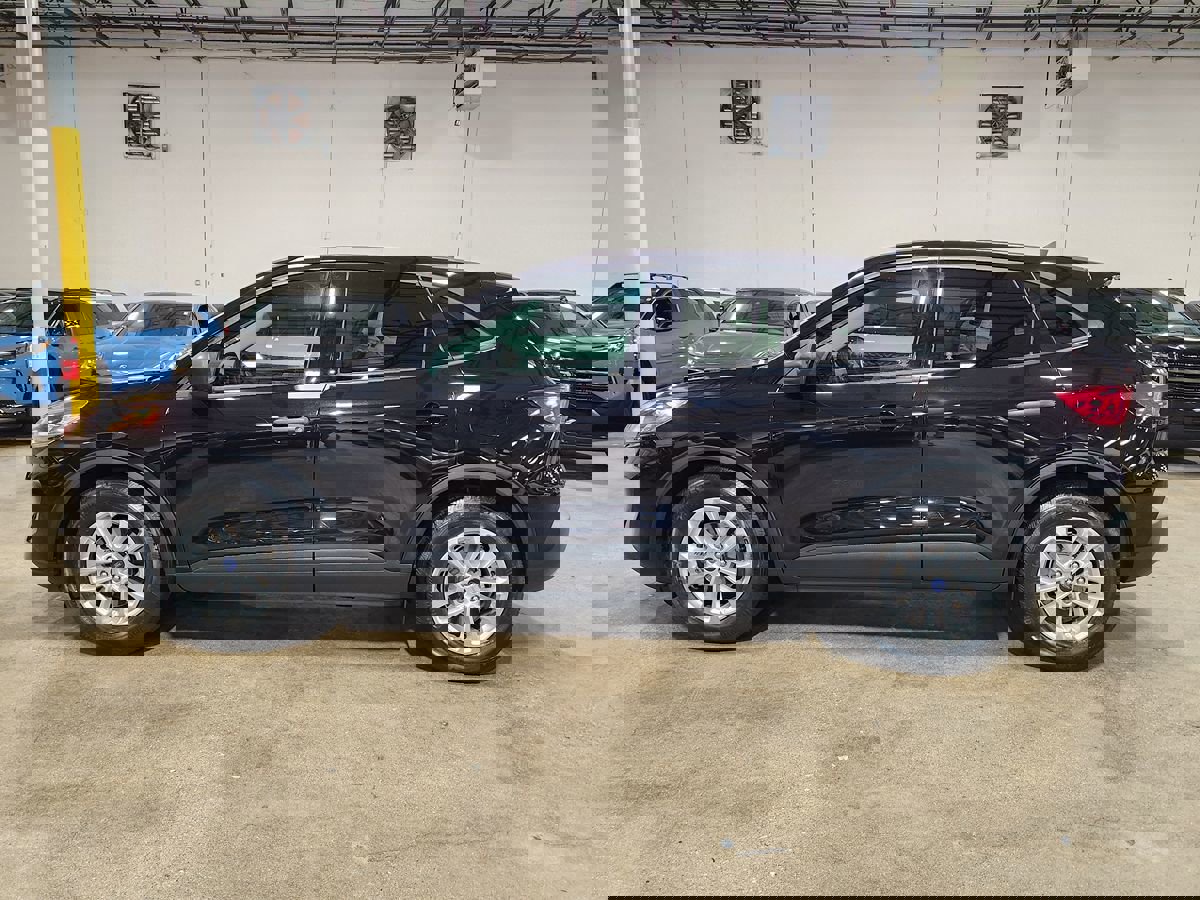 Used 2022 Ford Escape S image 7