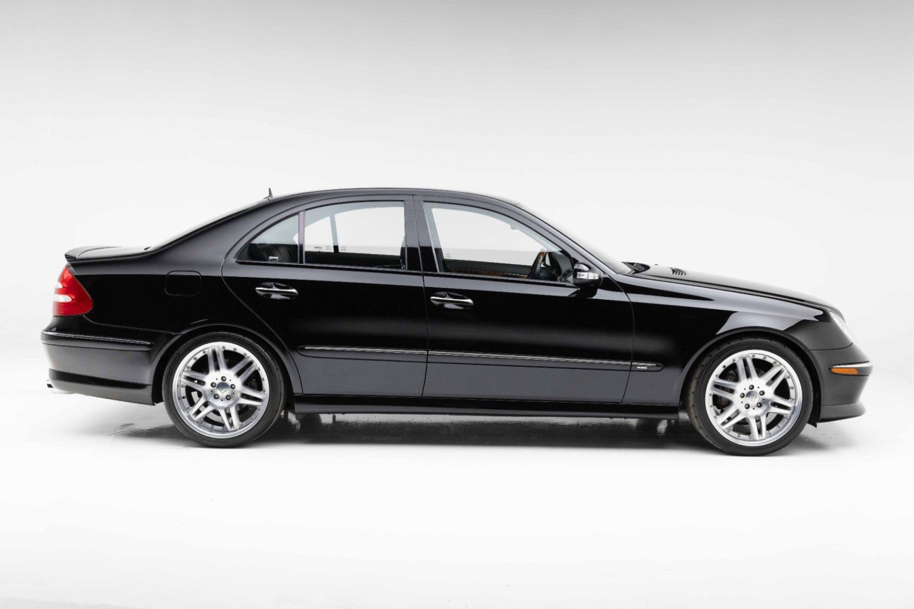 Used 2005 Mercedes-Benz E 500 Sedan image 15