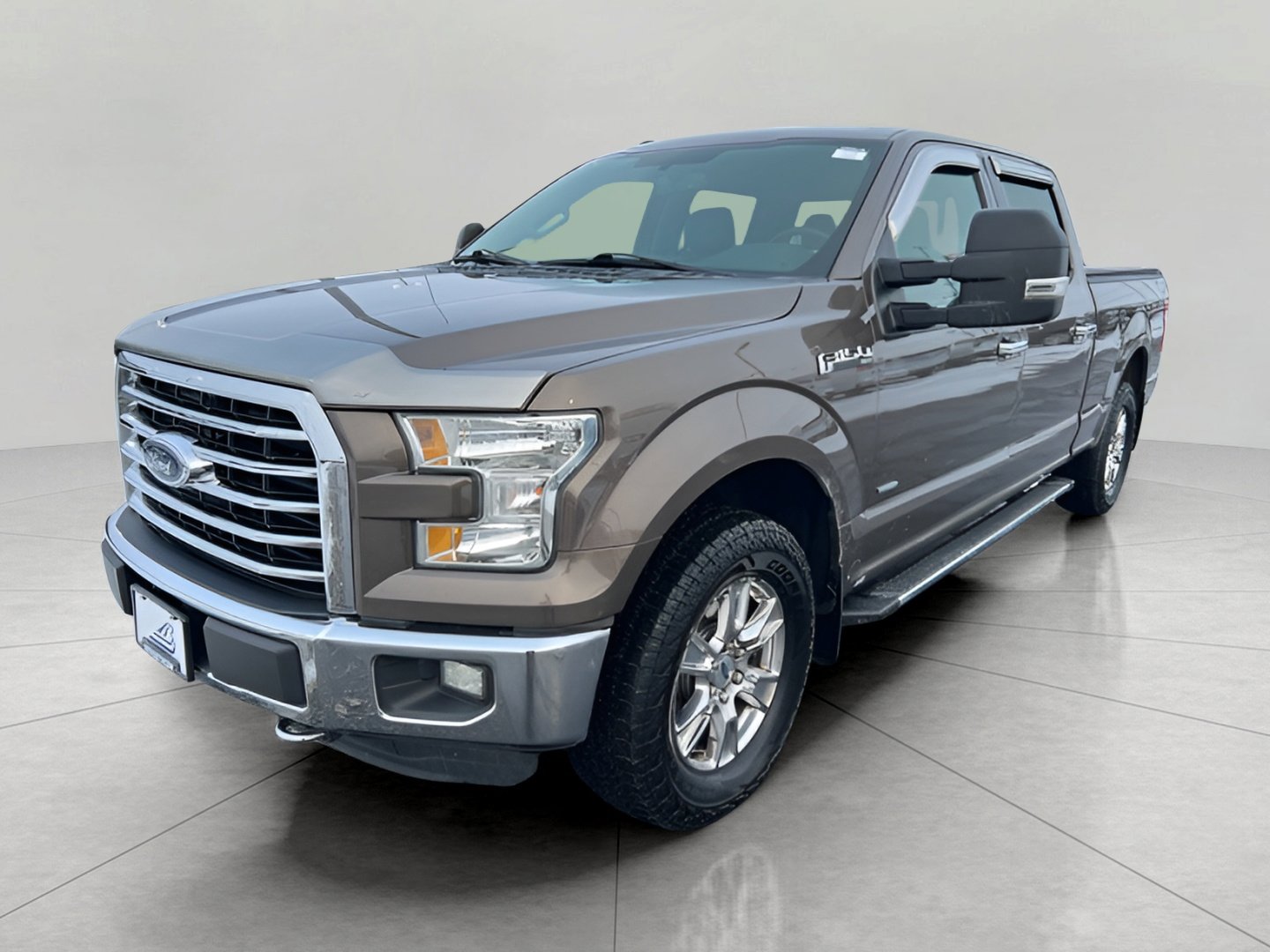 Used 2016 Ford F150 XLT w/ Equipment Group 302A Luxury image 4