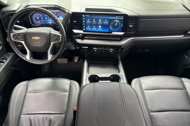 Used 2024 Chevrolet Silverado 2500 LTZ w/ LTZ Convenience Package image 15