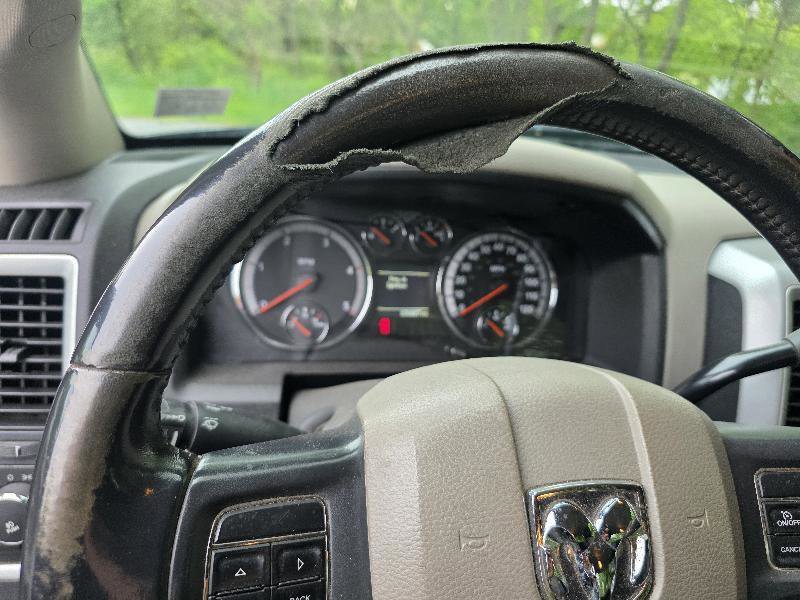 Used 2012 RAM 5500 SLT RWD image 13