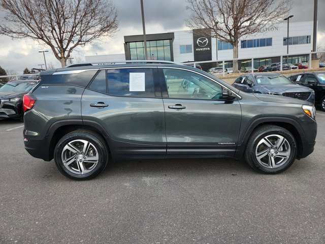 Used 2021 GMC Terrain SLT w/ LPO, Dark Accent Package image 6