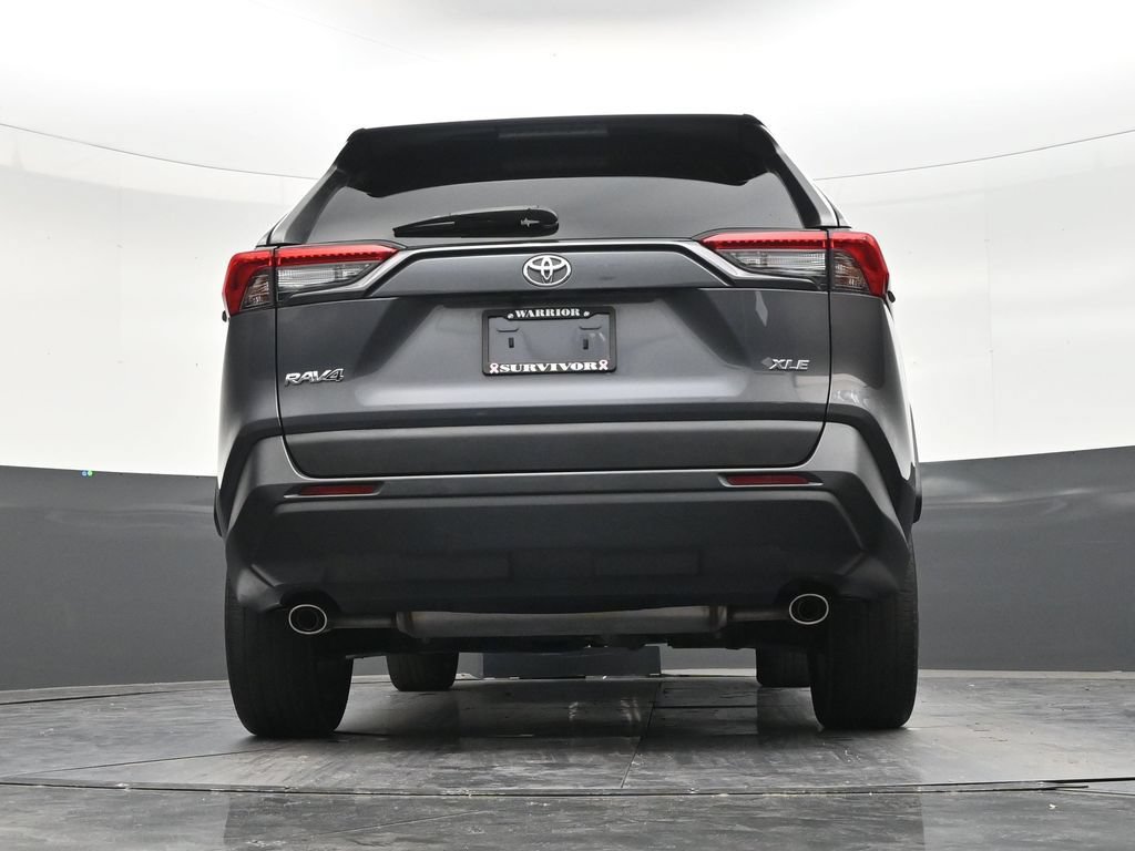 Used 2021 Toyota RAV4 XLE Premium FWD image 23