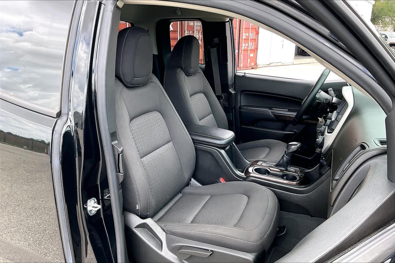 Used 2022 GMC Canyon Elevation RWD image 9