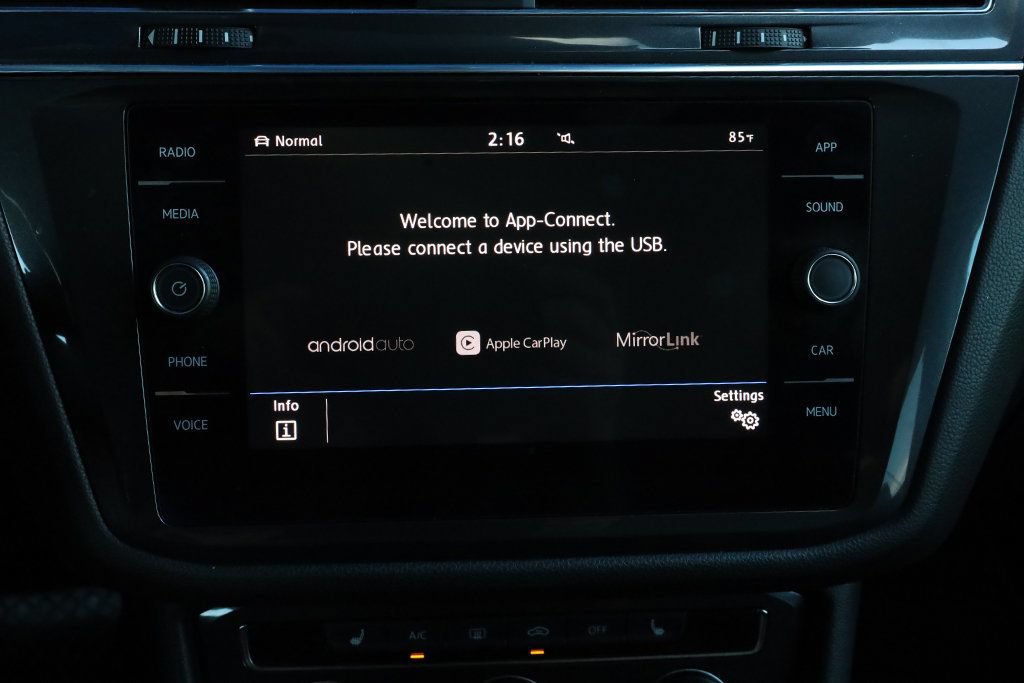Used 2018 Volkswagen Tiguan S AWD/4WD image 27