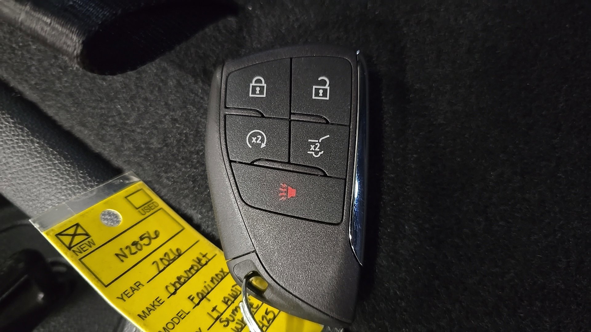 New 2026 Chevrolet Equinox LT w/ Convenience Package II image 10