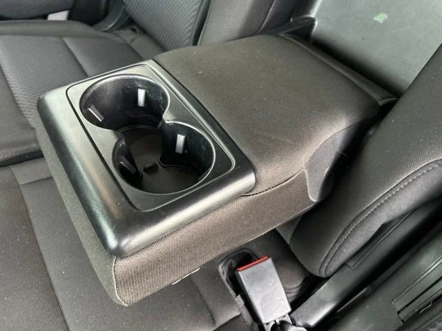 Used 2023 Ford Explorer XLT AWD/4WD image 42