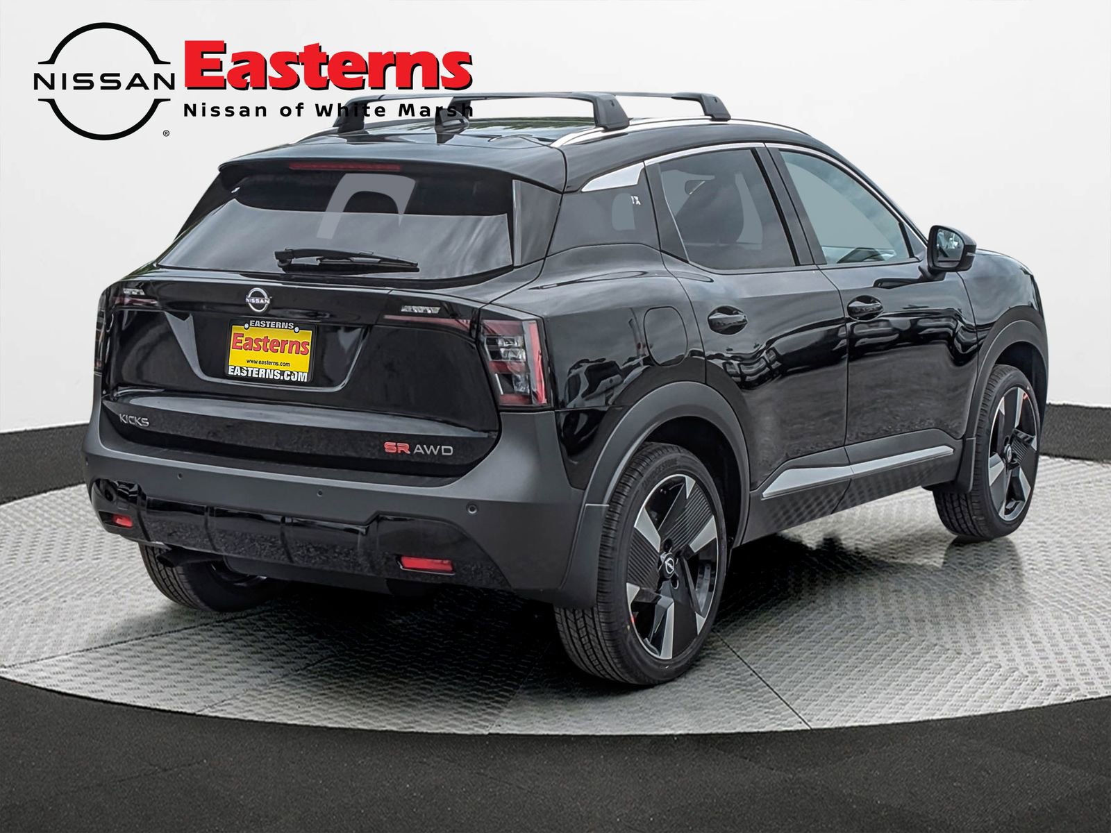 New 2026 Nissan Kicks SR AWD/4WD image 7