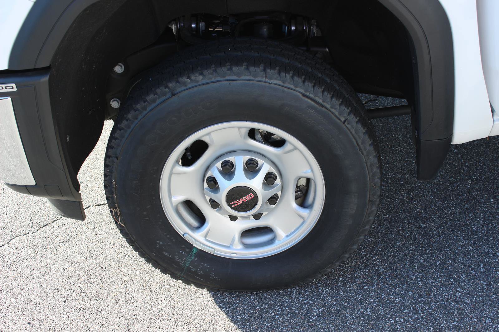 New 2024 GMC Sierra 2500 Pro image 30