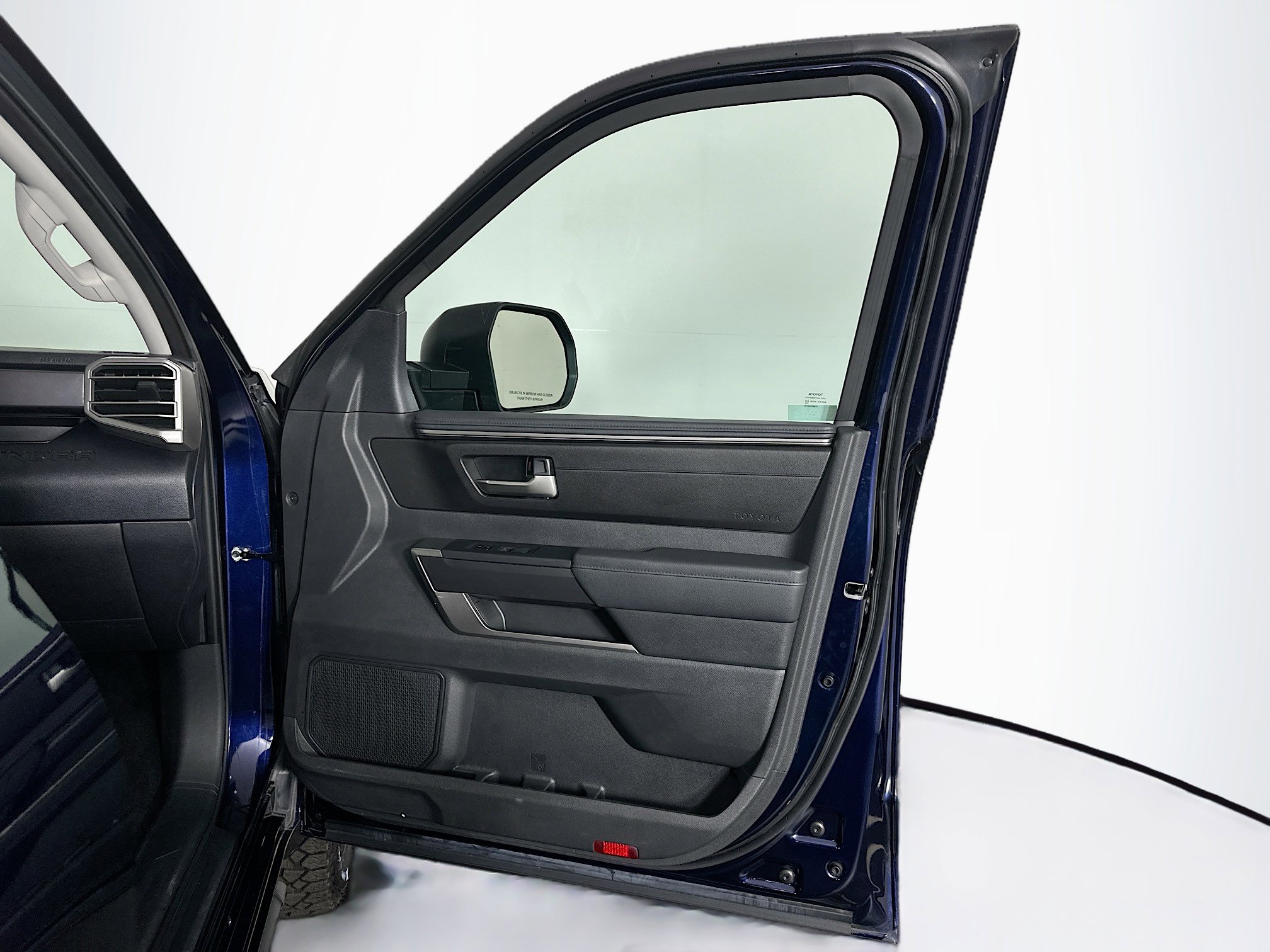 Used 2024 Toyota Tundra SR5 w/ SR5 Premium Package image 31