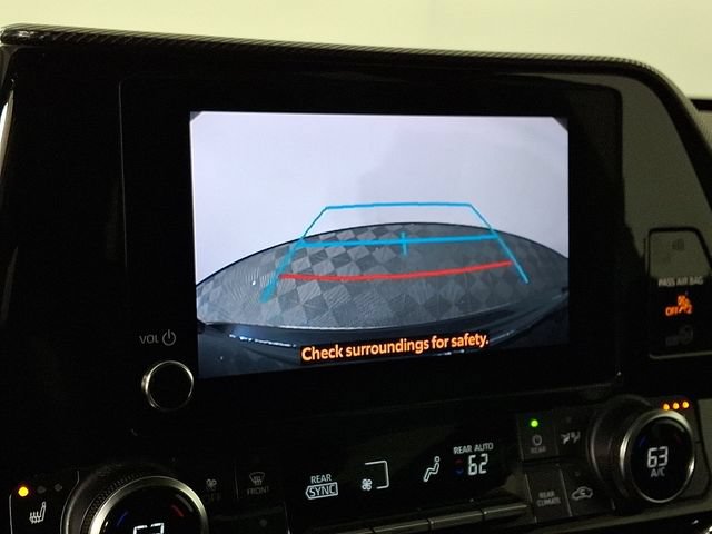 Used 2023 Toyota Highlander XSE AWD/4WD image 4