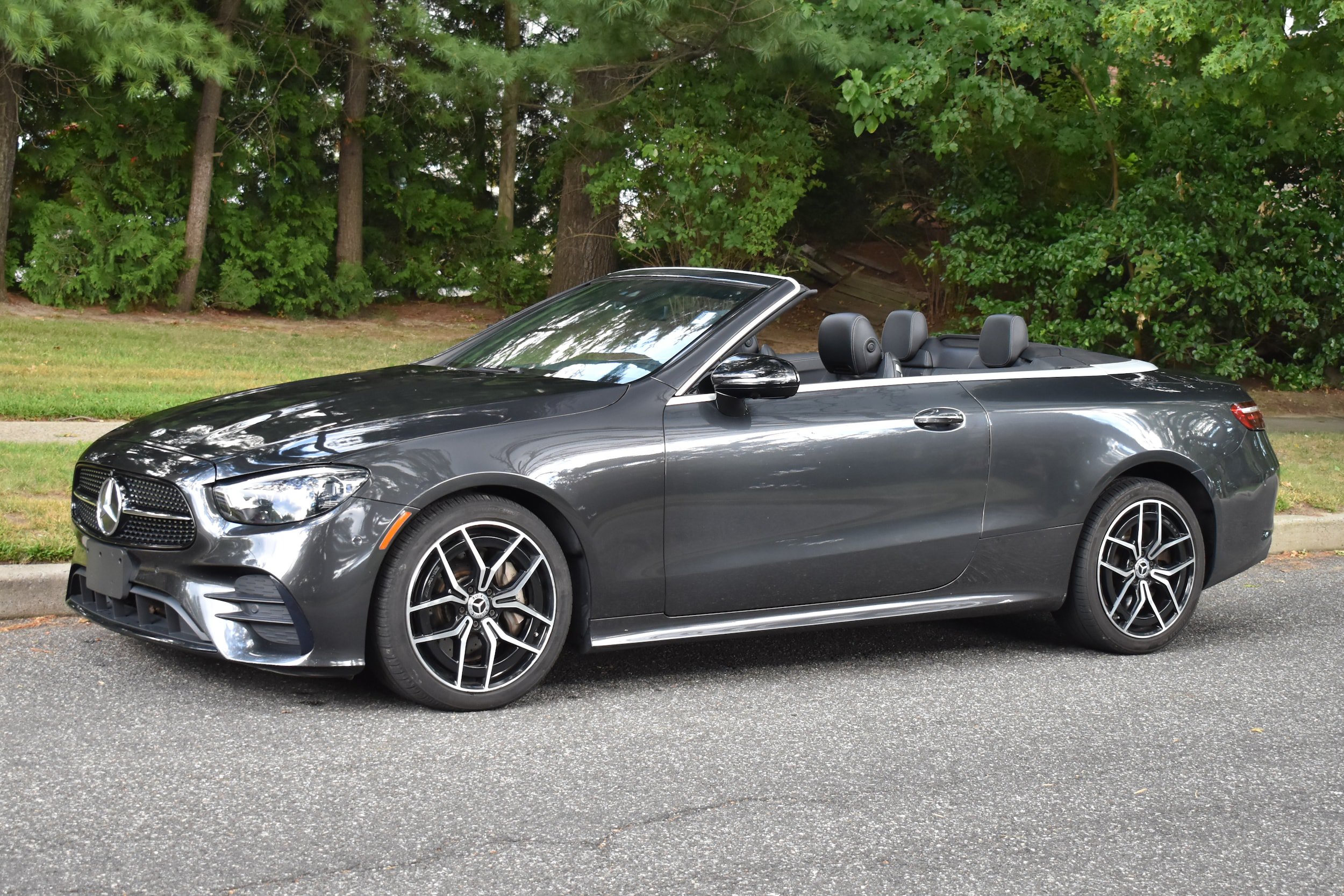 Used 2021 Mercedes-Benz E 450 4MATIC Cabriolet w/ AMG Line image 3