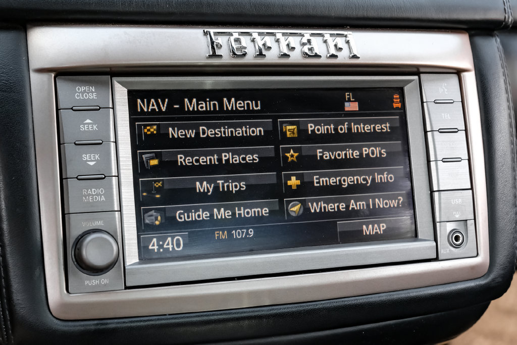 Used 2014 Ferrari California RWD image 30