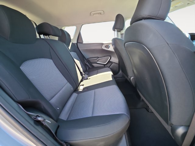 Used 2024 Kia Soul LX w/ LX Technology Package FWD image 14
