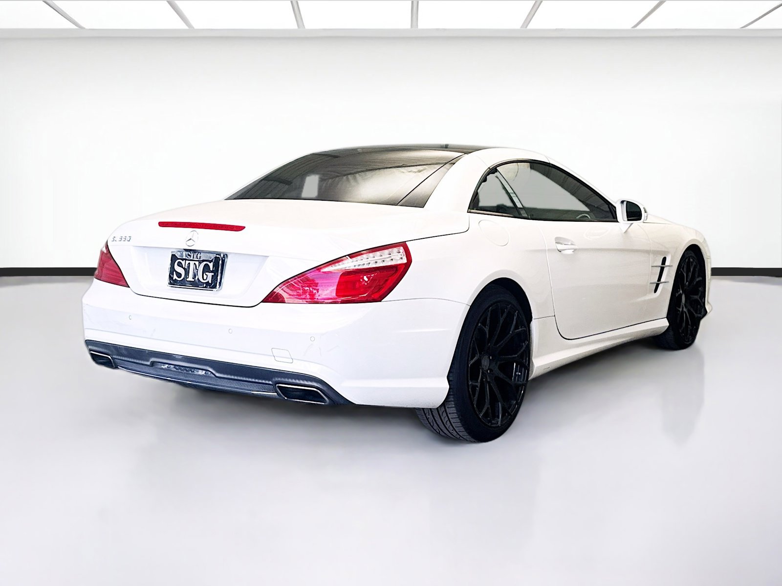 Used 2014 Mercedes-Benz SL 550 w/ Sport Wheel Package image 4