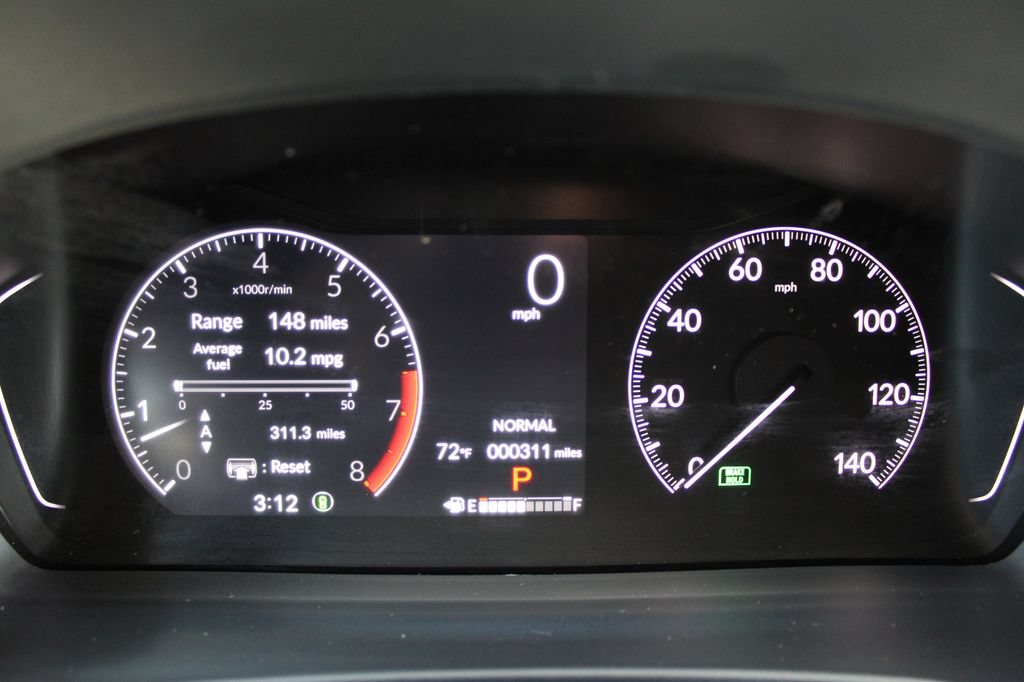 Certified 2025 Honda Pilot Touring image 34
