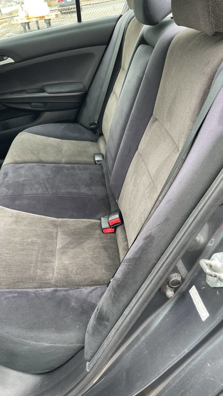 Used 2010 Honda Accord LX image 9