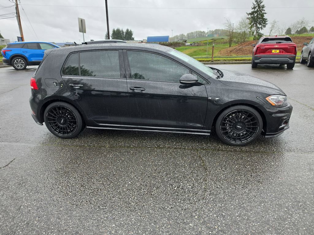Used 2019 Volkswagen Golf R 4-Door image 7
