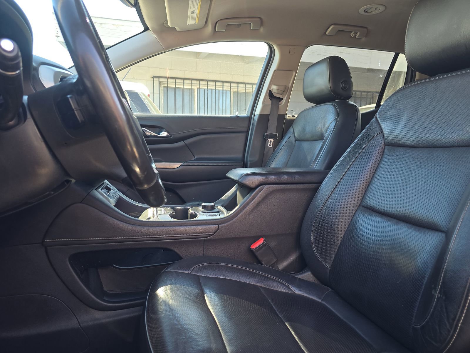 Used 2020 GMC Acadia SLT image 7