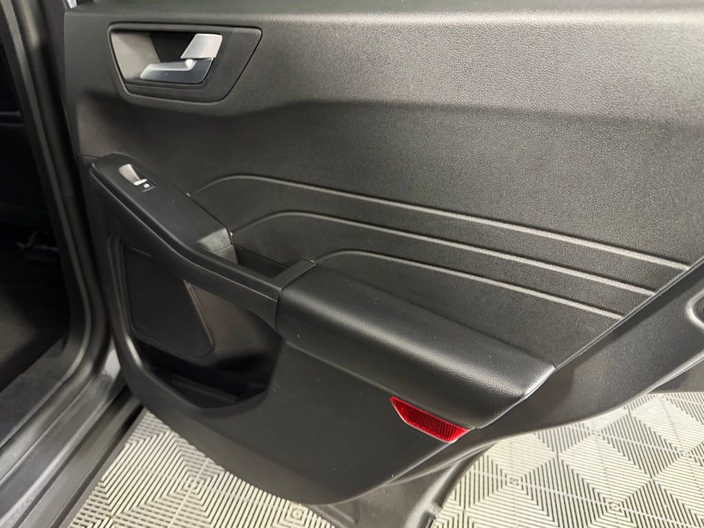 Used 2025 Ford Escape ST-Line AWD/4WD image 27