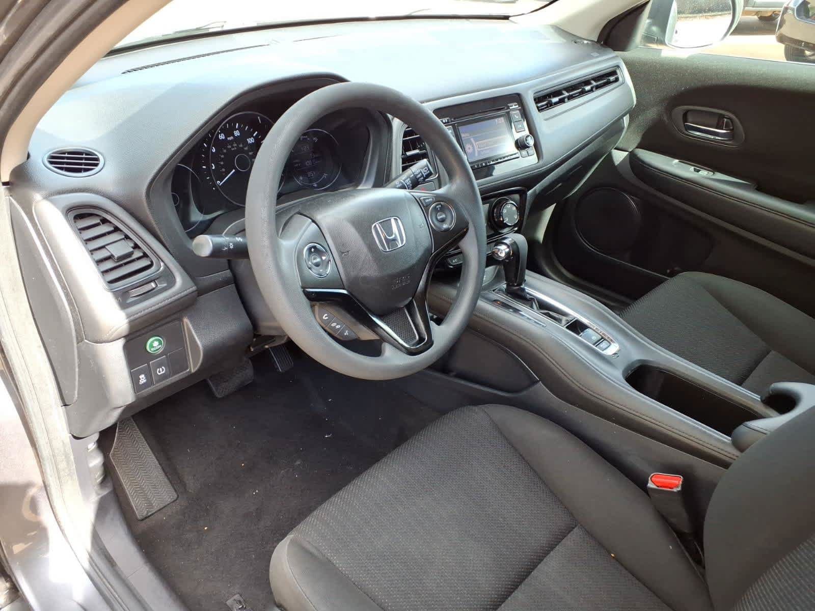 Used 2018 Honda HR-V LX image 14
