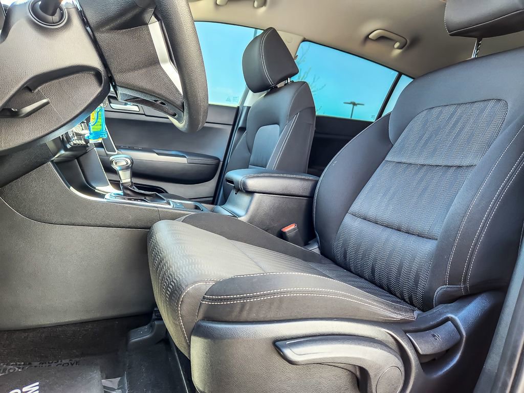 Used 2021 Kia Sportage LX FWD image 7