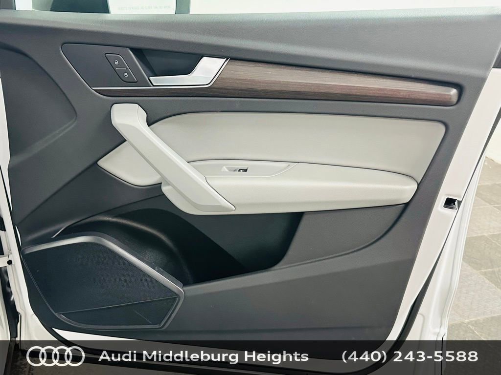 Certified 2023 Audi Q5 2.0T Premium w/ Convenience Package AWD/4WD image 30