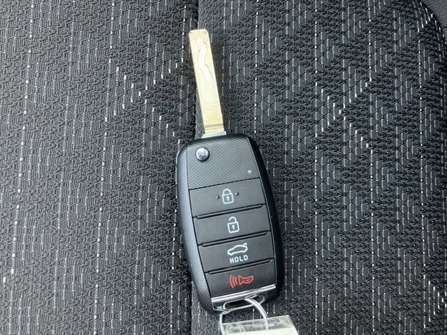 Used 2018 Kia Rio S image 42