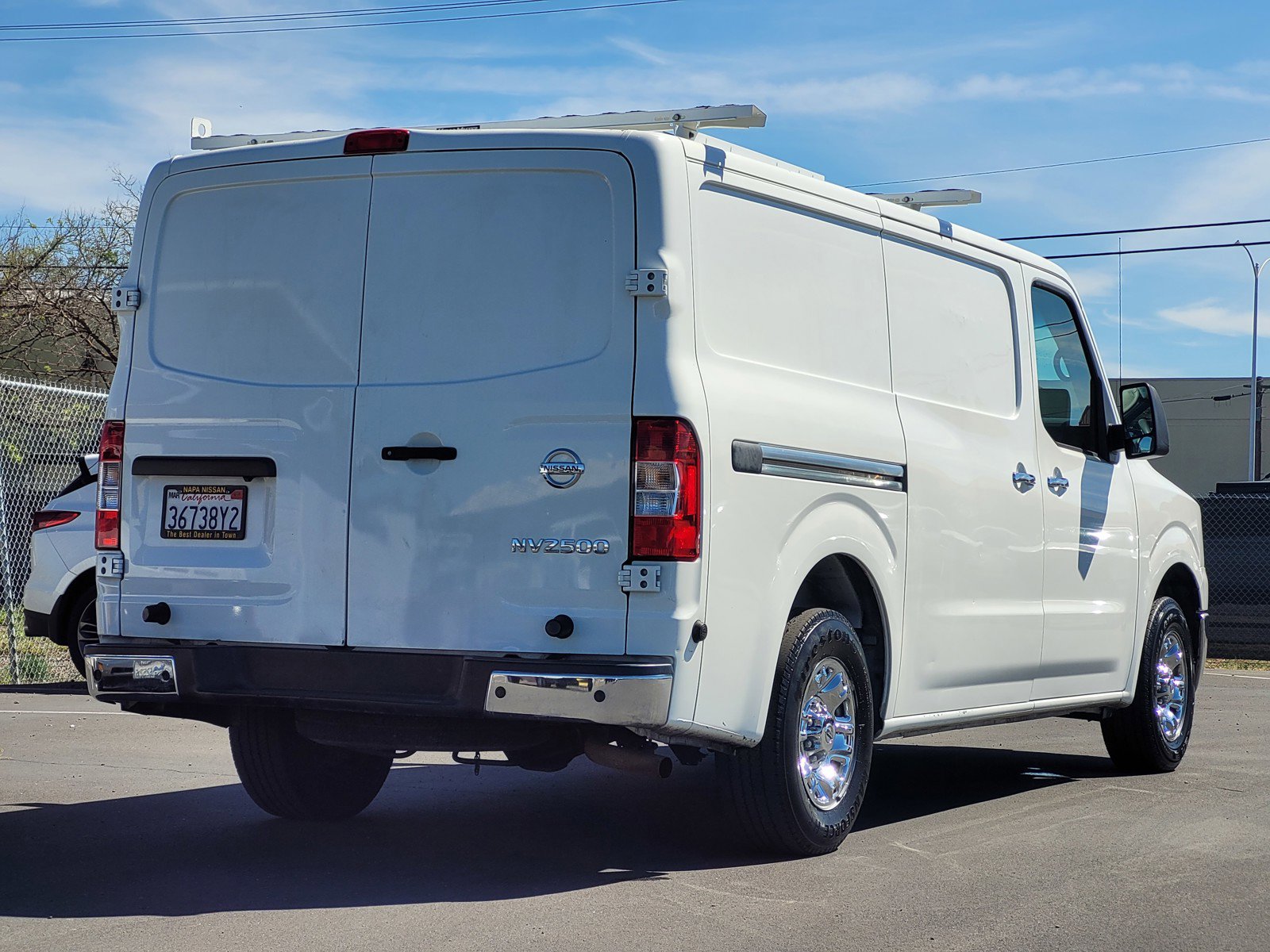 Used 2019 Nissan NV 2500 SL image 4