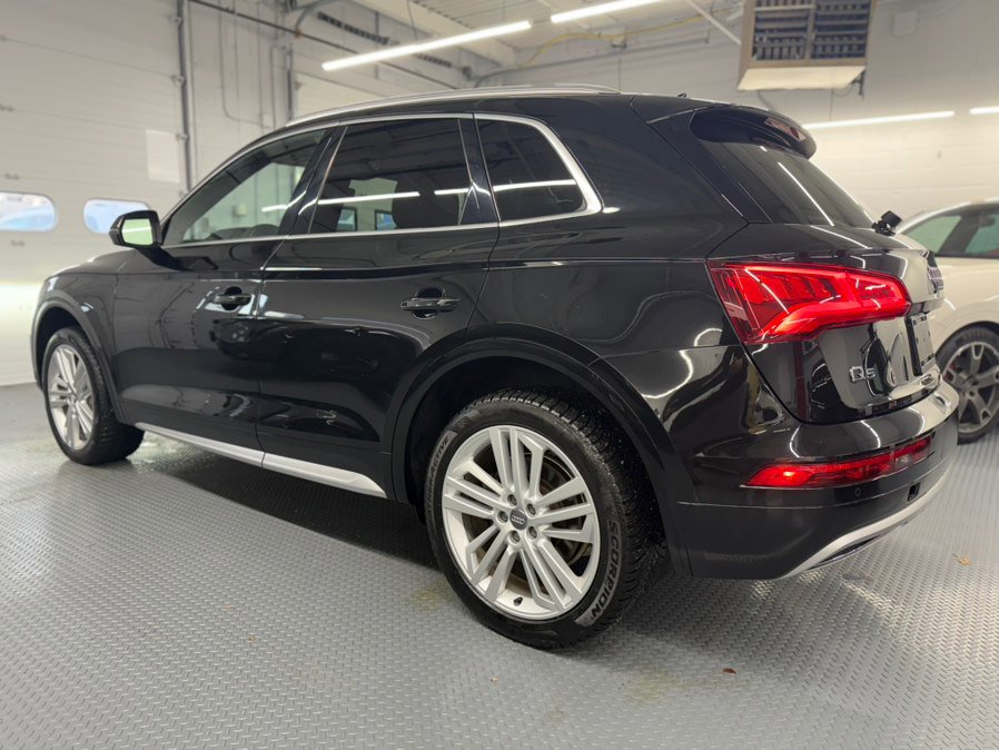 Used 2019 Audi Q5 2.0T Premium Plus w/ Premium Plus Package AWD/4WD image 11