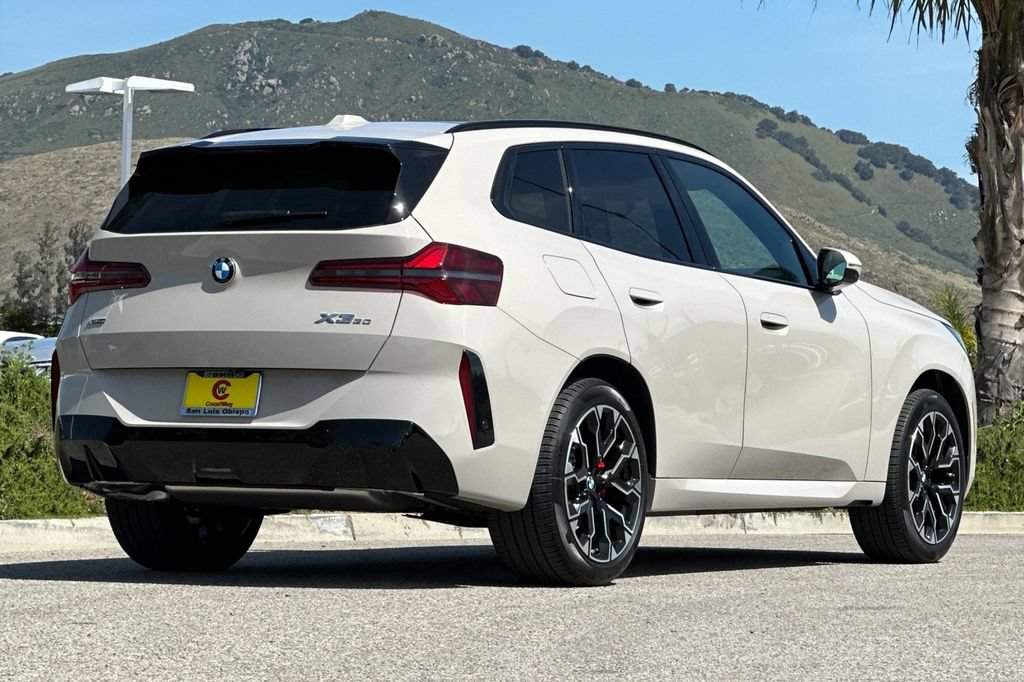 New 2026 BMW X3 xDrive30i w/ Premium Package AWD/4WD image 3