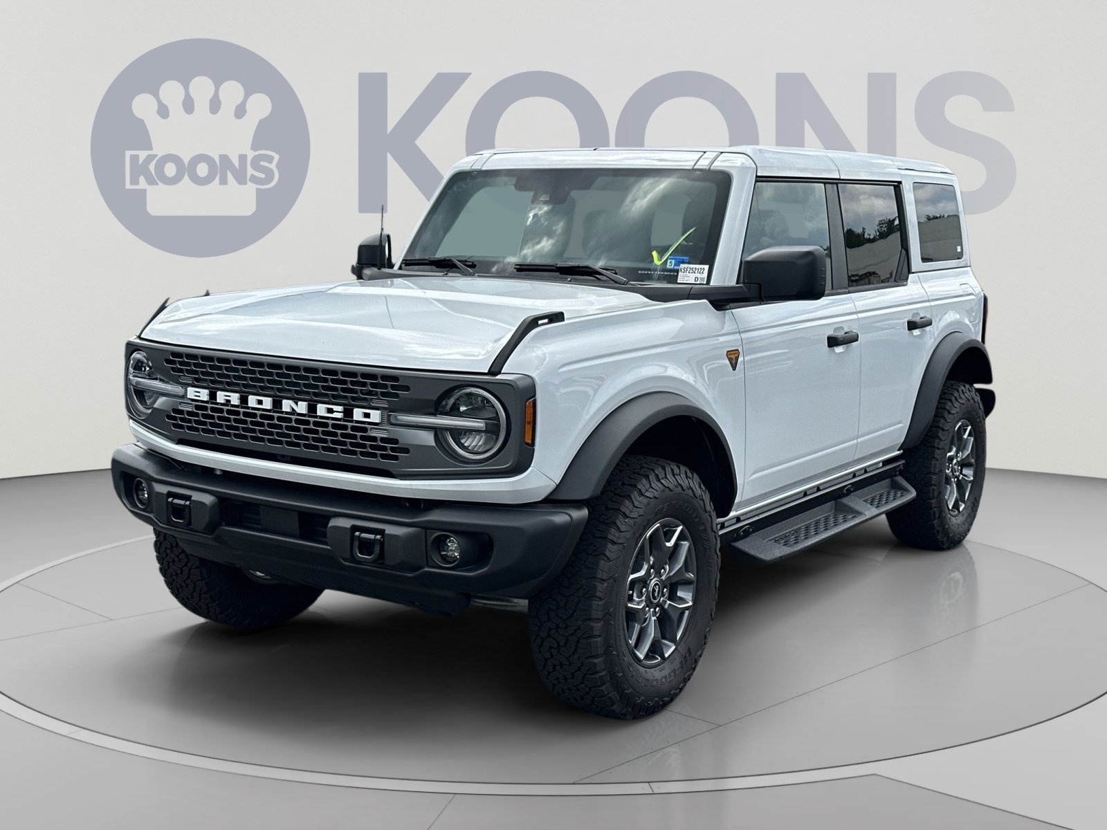 New 2025 Ford Bronco Badlands AWD/4WD image 1