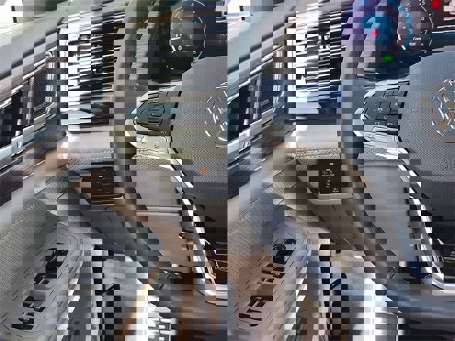 New 2026 Volkswagen Atlas SEL Premium R-Line image 27