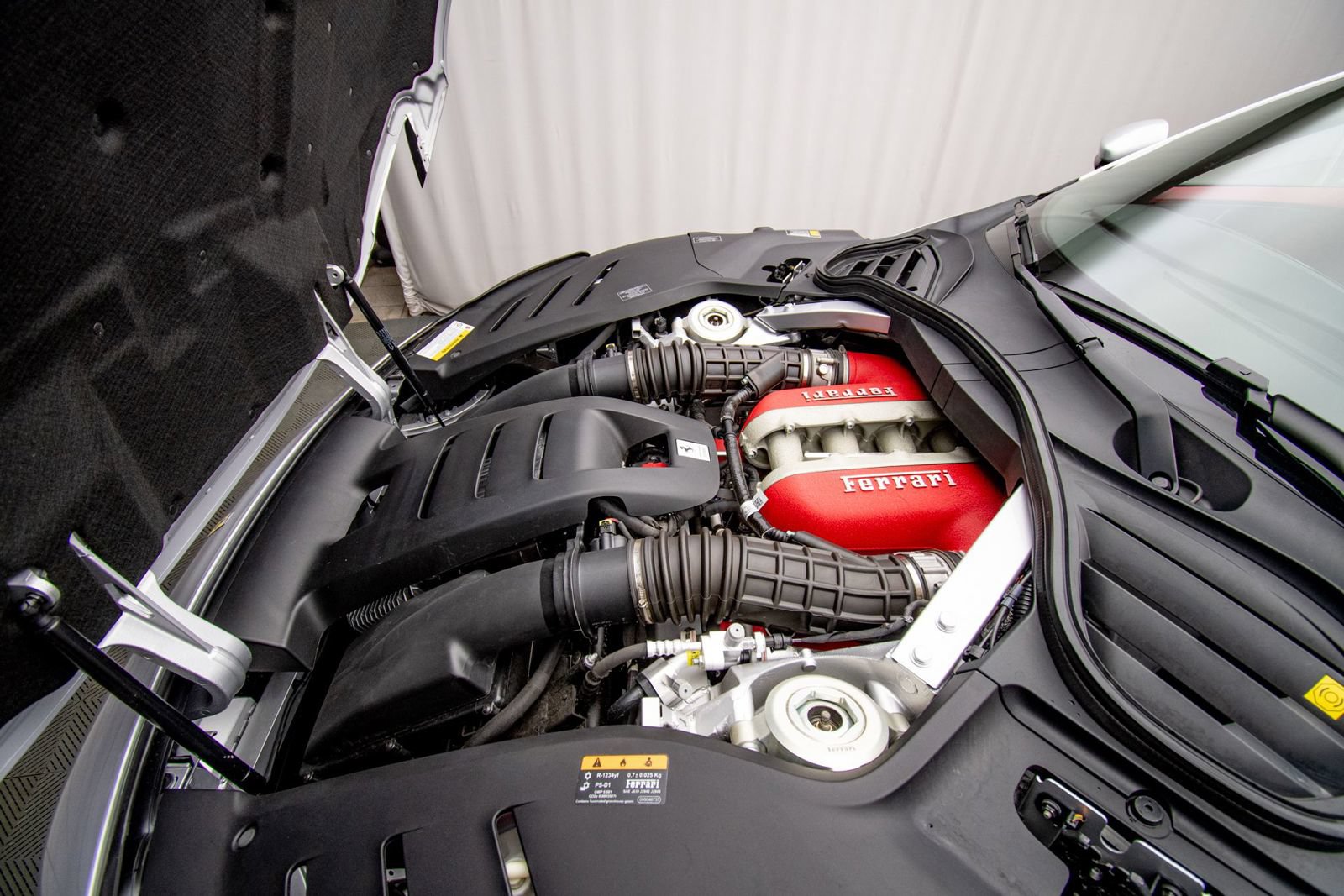 Used 2025 Ferrari Purosangue AWD/4WD image 55