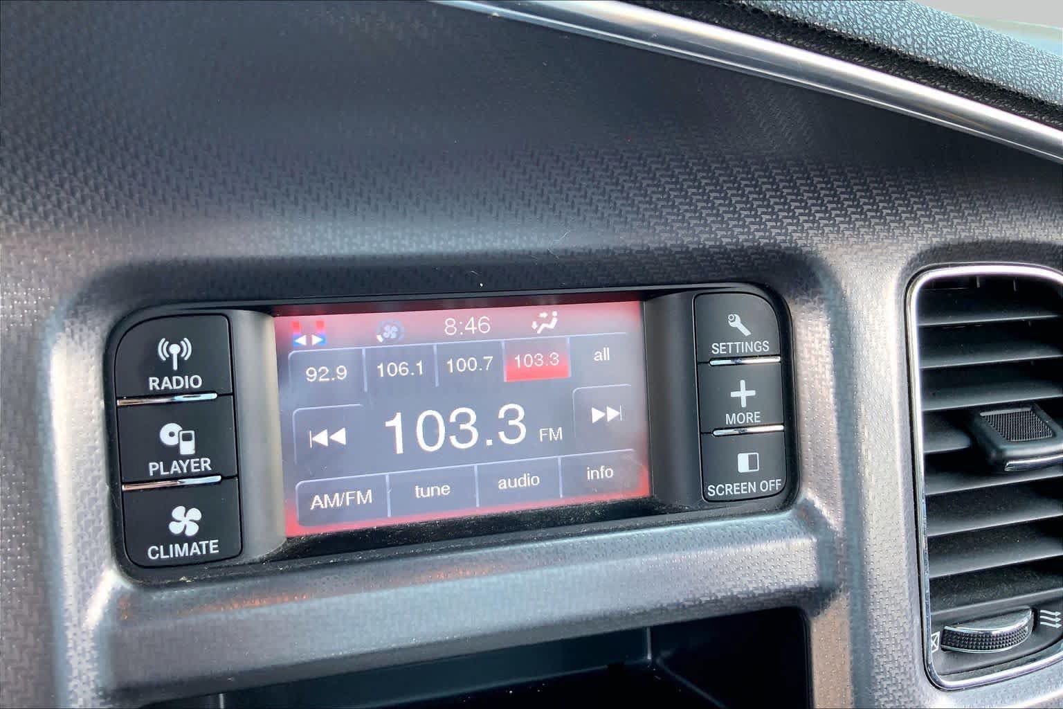 Used 2014 Dodge Charger SE RWD image 27