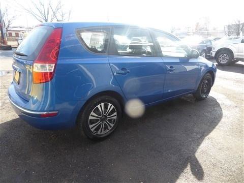 Used 2010 Hyundai Elantra GLS image 6