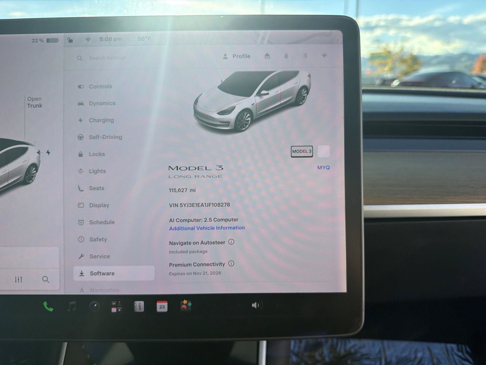 Used 2018 Tesla Model 3 Long Range RWD image 25